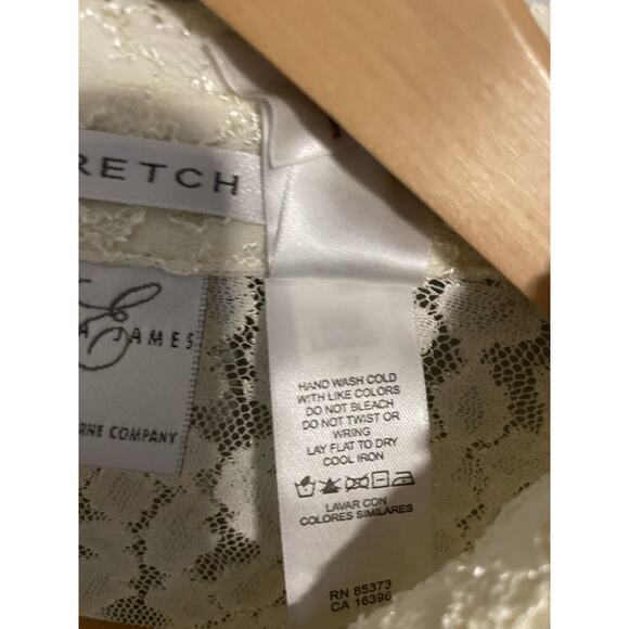 Emma James Women Top Size 10 White Nylon Button Up Stretch Lined Fairy Victorian - Picture 6 of 10